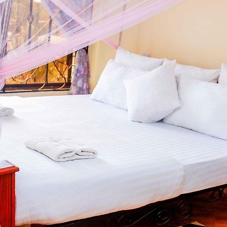 Bright Star Hotel Arusha Exteriör bild