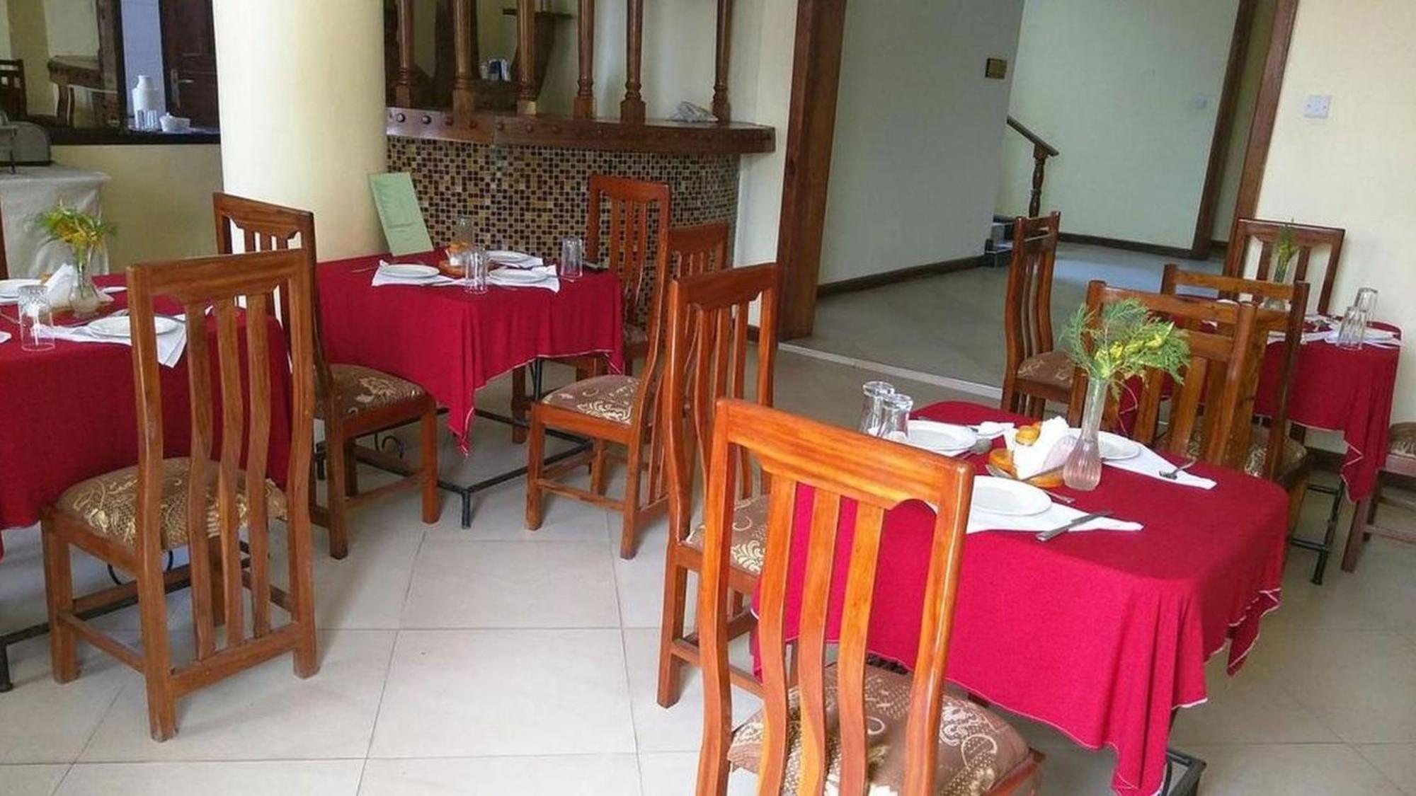 Bright Star Hotel Arusha Exteriör bild