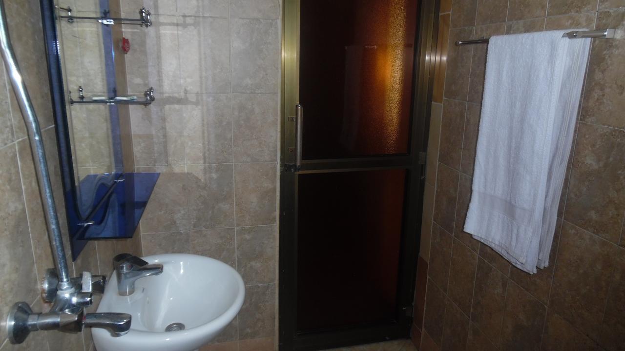 Bright Star Hotel Arusha Exteriör bild