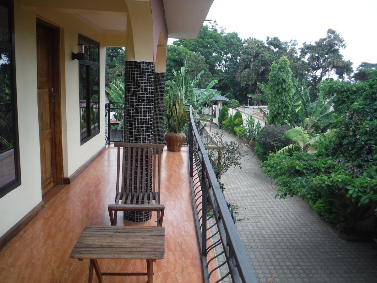 Bright Star Hotel Arusha Exteriör bild