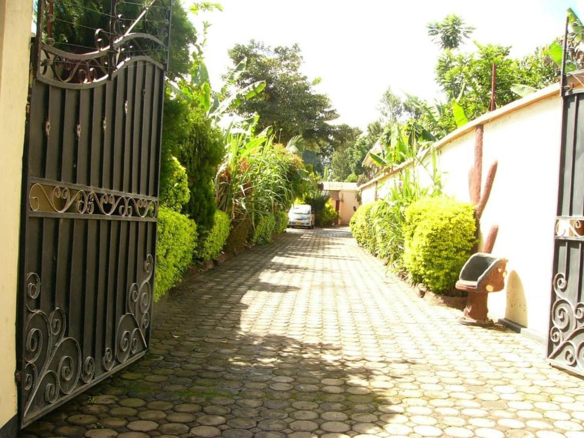 Bright Star Hotel Arusha Exteriör bild